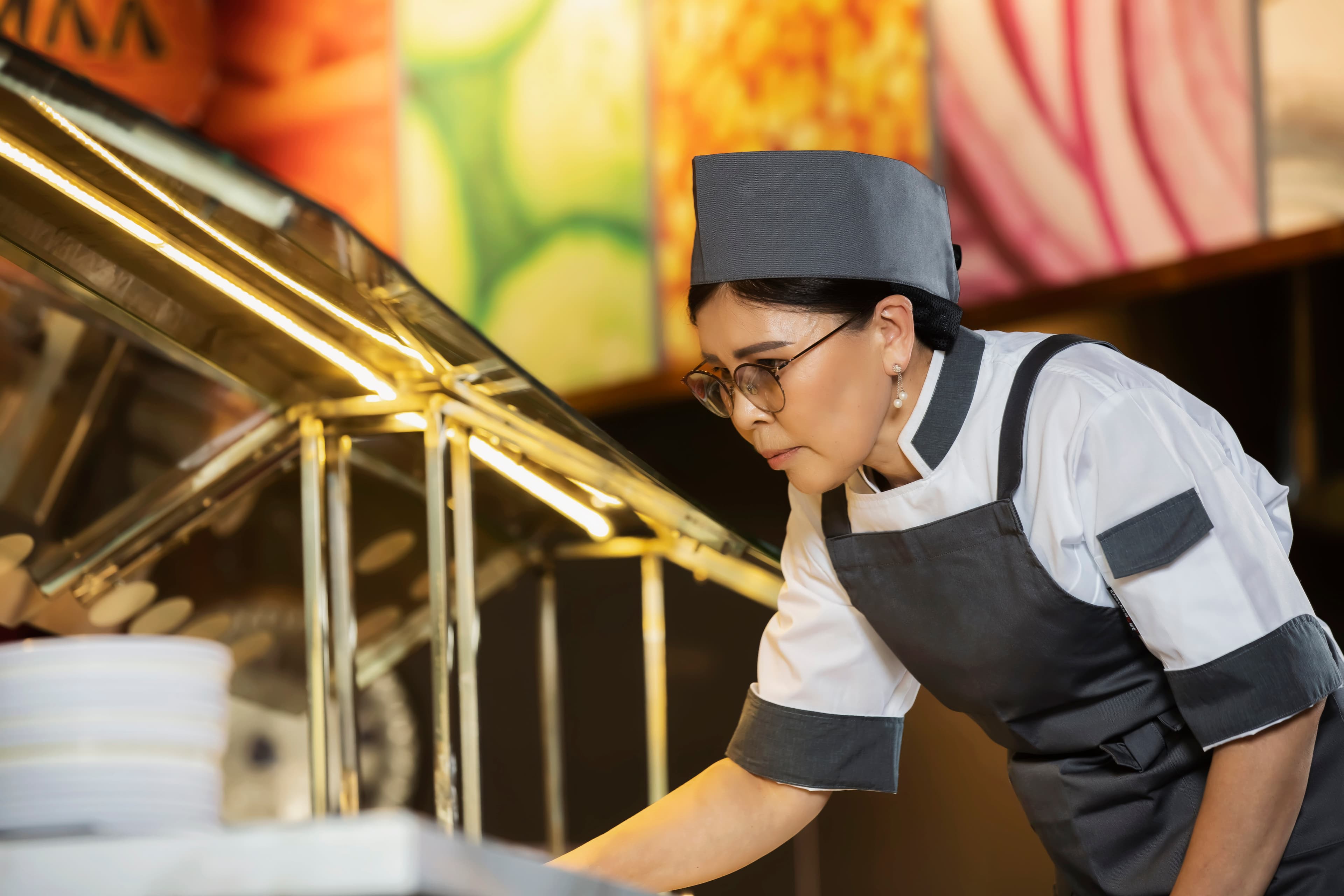 Buffet chef